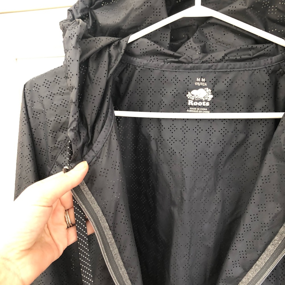 EUC Roots women’s windbreaker - Picture 10 of 11